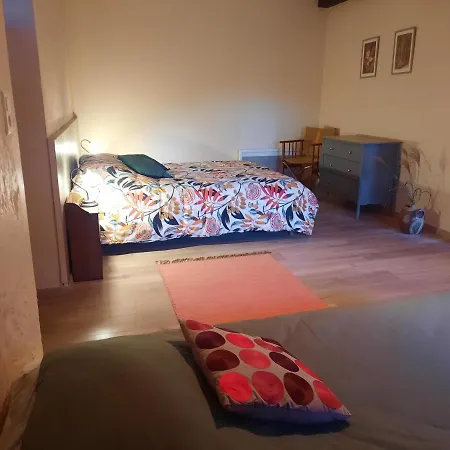 Hébergement de vacances La Petite Bardouillère *